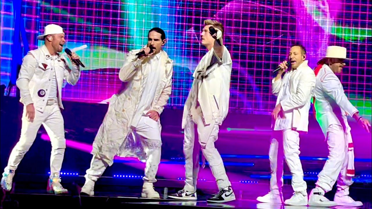 Backstreet Boys live on tour